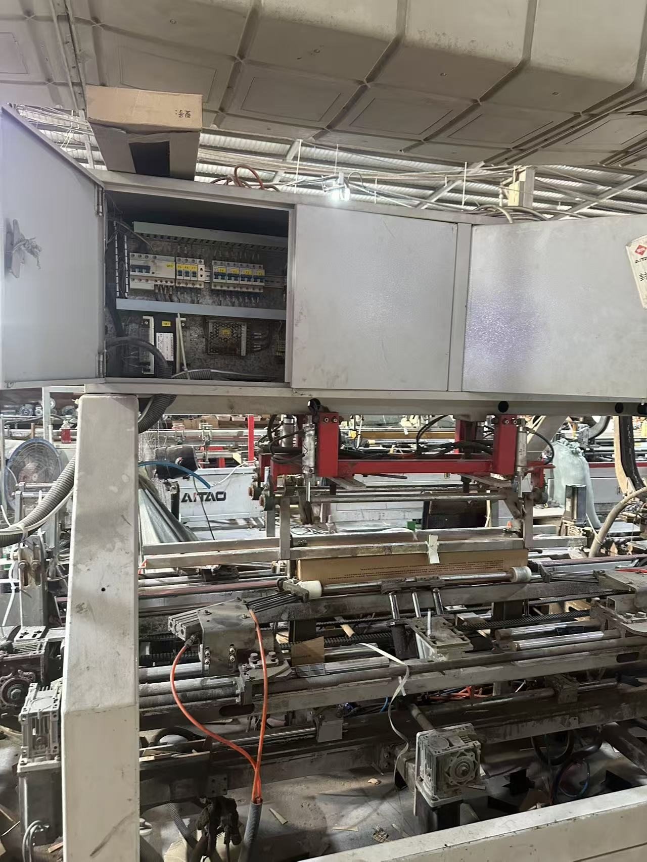 Equipment used during YiRong wood-look tile processing
